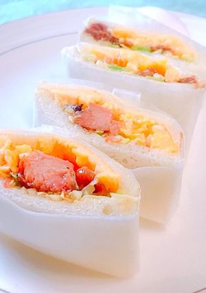 朝食！卵と照り焼きチキンのサンドイッチ-レシピのメイン写真