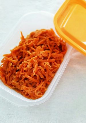 作りおき＊レンジで人参のゴマ和え-レシピのメイン写真