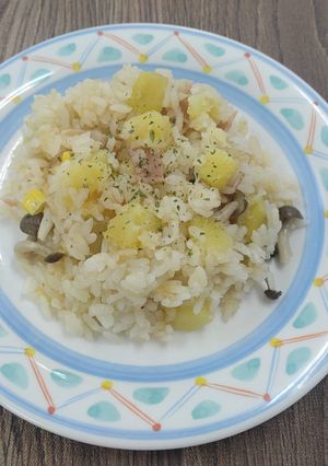さつまいもとベーコンの炊き込みピラフ-レシピのメイン写真