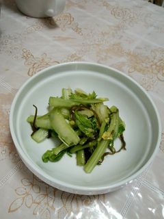 かんたん黒酢&塩こんぶでセロリの浅漬け-レシピのメイン写真
