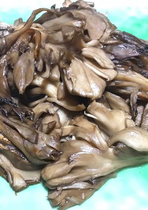 簡単♡副菜♡舞茸のレモンバター醤油炒め-レシピのメイン写真