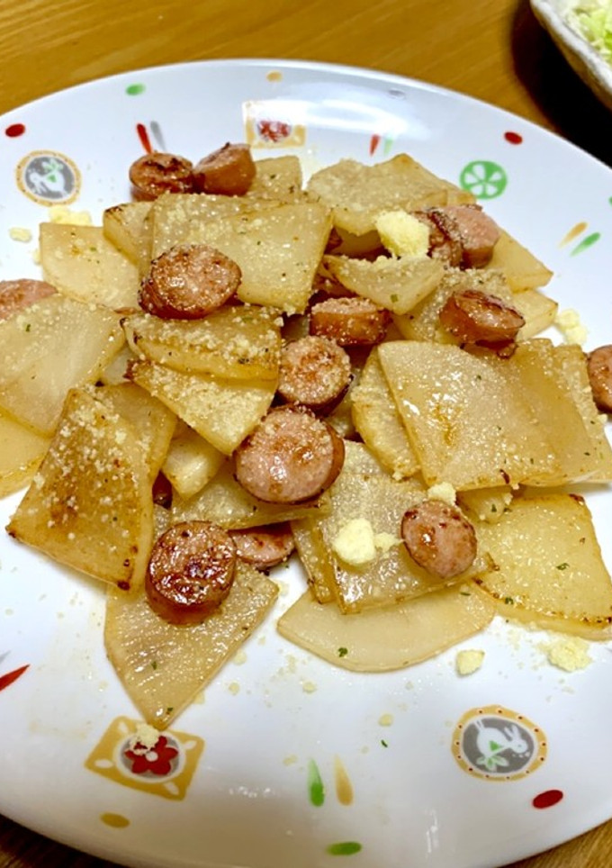 大根とソーセージのバター炒め-レシピのメイン写真