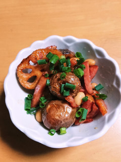 ご飯がススム!蓮根と新じゃがの煮ころがし-レシピのメイン写真