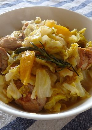 鶏ももと春キャベツの塩レモン煮-レシピのメイン写真