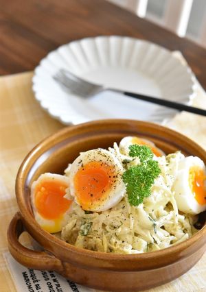 キャベツと卵のごまマヨデリ風サラダ-レシピのメイン写真
