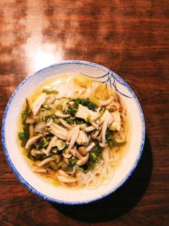 鶏ハムと野菜、キノコの和風フォー麺☆★-レシピのメイン写真