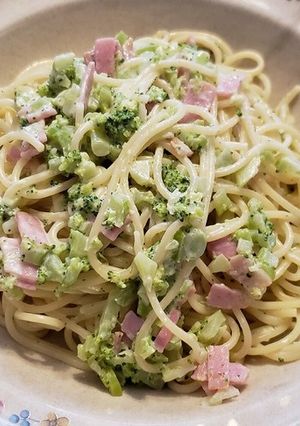ブロッコリーとベーコンのクリームパスタ-レシピのメイン写真
