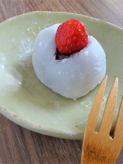 ヨーグルト入り苺大福-レシピのメイン写真
