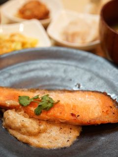 鮭のムニエル☆胡麻ソース-レシピのメイン写真