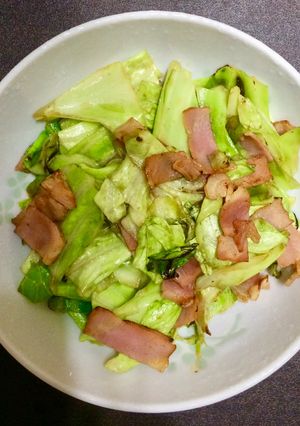 簡単キャベツとベーコンのコンソメ炒め-レシピのメイン写真