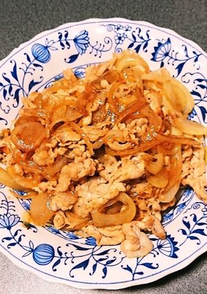 玉ねぎと豚小間切れ肉のしょうが焼き♪-レシピのメイン写真