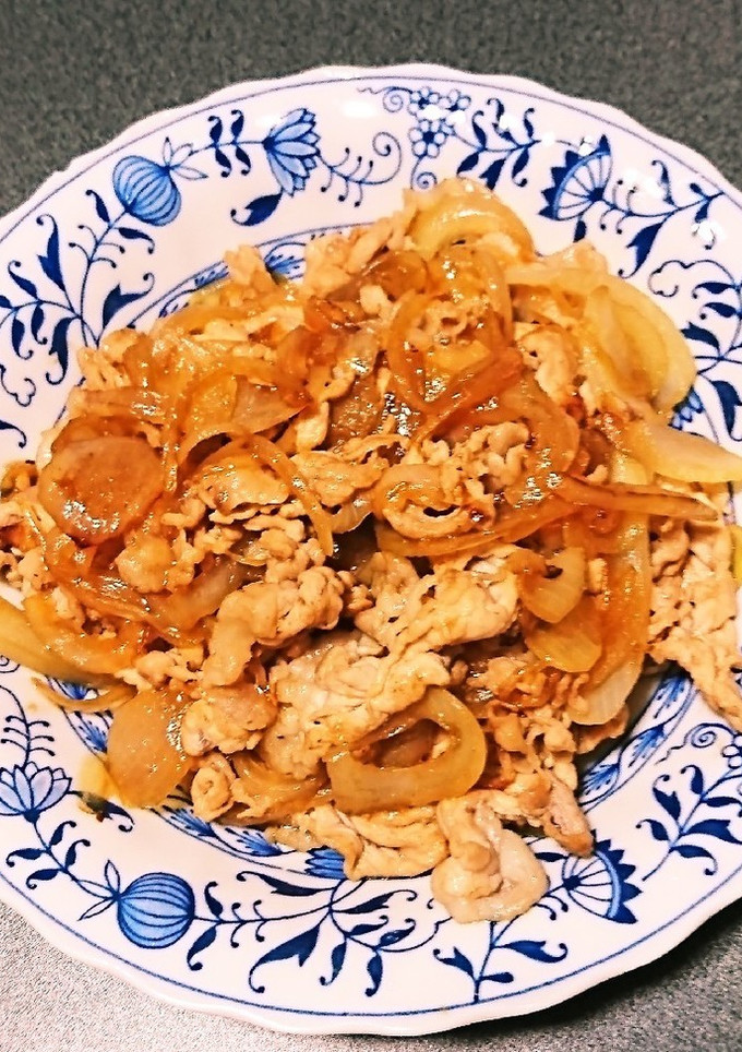 玉ねぎと豚小間切れ肉のしょうが焼き♪-レシピのメイン写真