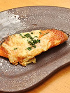 鮭の味噌+MCTオイルマヨのチーズ焼き-レシピのメイン写真