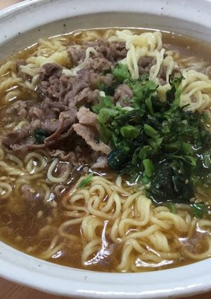インスタントラーメンで牛肉麺 台湾-レシピのメイン写真