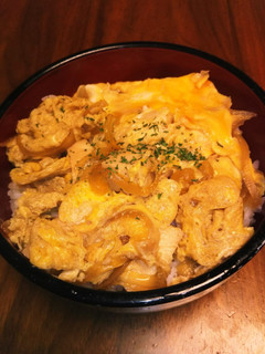 コンビニサラダチキンで簡単親子丼☆-レシピのメイン写真