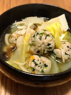 はんぺん入り肉団子の鍋-レシピのメイン写真