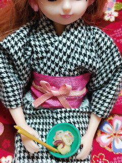 リカちゃんサイズの♡里芋とイカの煮物-レシピのメイン写真