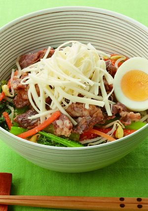 「さけるチーズ」のビビンバ丼-レシピのメイン写真