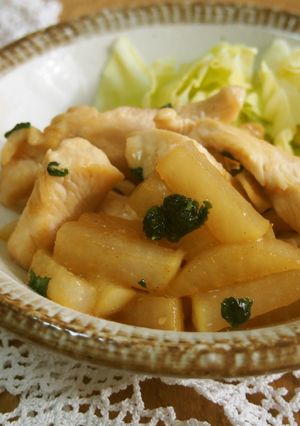 胸肉と大根のニンニクバター炒め♪-レシピのメイン写真