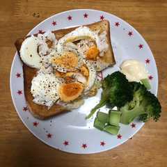 ゆで卵とオニオンの朝食パン-レシピのメイン写真