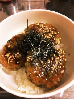 余った餃子中身のいんちき甘酢つくね丼-レシピのメイン写真