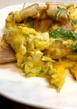 水菜も一緒にスクランブルエッグ♪♪-レシピのメイン写真
