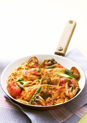 パスタ入りサーモンのトマトパッツア-レシピのメイン写真