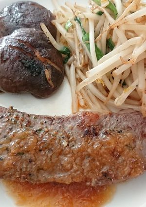 牛もも肉のステーキ-レシピのメイン写真