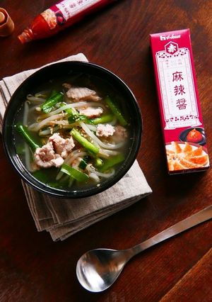 お手軽♪ニラともやしと豚肉の中華風スープ-レシピのメイン写真