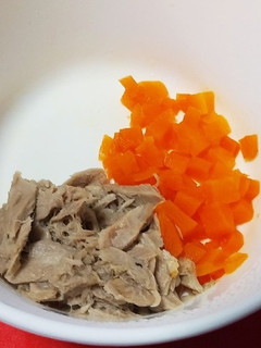 楽したい!炊飯器で離乳食の角切りにんじん-レシピのメイン写真