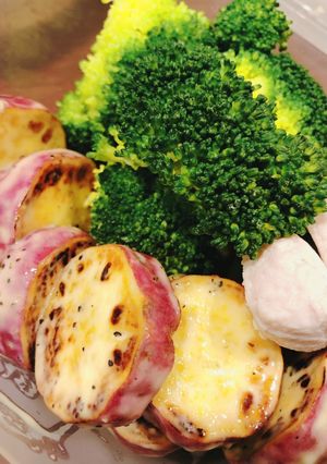 温野菜に添えたさつまいものサラダ-レシピのメイン写真