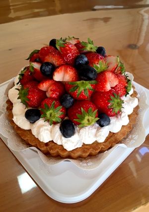 バナナを忍ばせた♡苺タルト-レシピのメイン写真