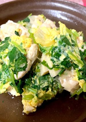 三つ葉たっぷり☆高野豆腐と鶏胸肉の卵とじ-レシピのメイン写真