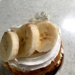 A picture of バナナのロールケーキ.