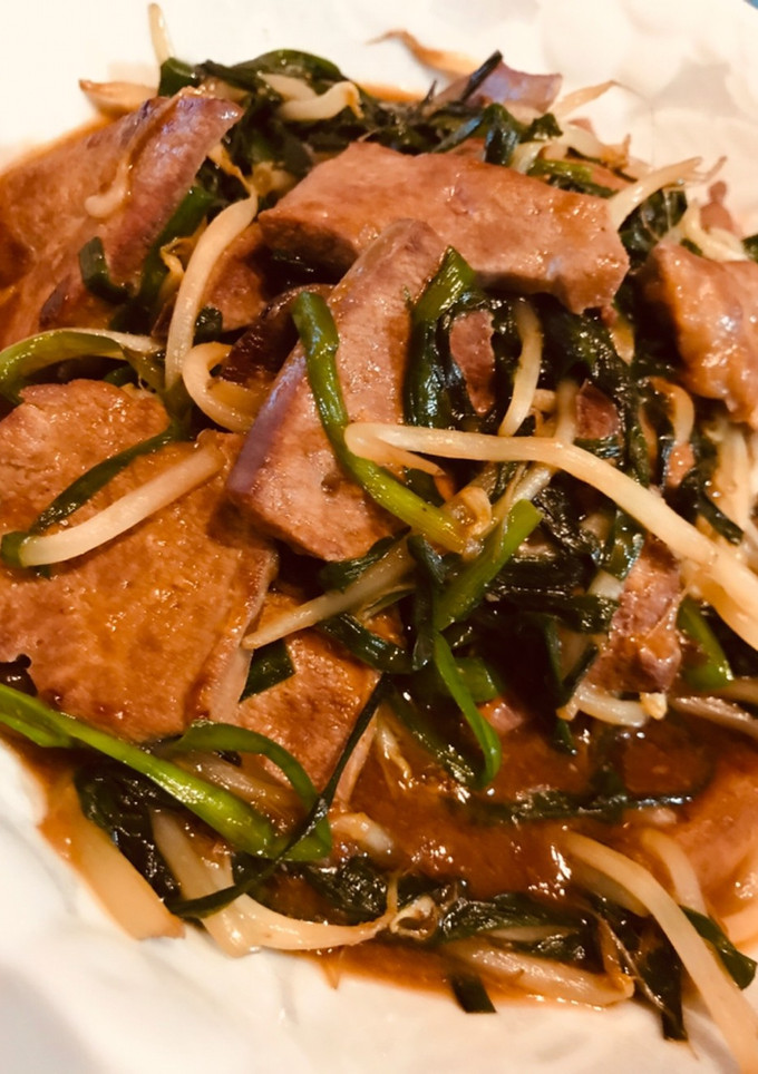 揚げて炒めて絡める豚レバニラ炒め-レシピのメイン写真