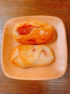 ソーセージパンとハムチーズパン-レシピのメイン写真