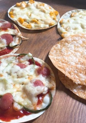 あまった皮で＊餃子の皮ピザ-レシピのメイン写真