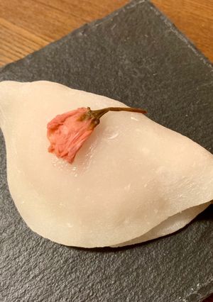 桜の季節の 花びら餅-レシピのメイン写真