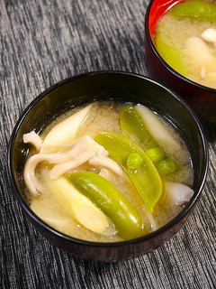 疲労回復!ホワイトアスパラのお味噌汁-レシピのメイン写真