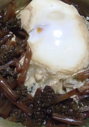春の味を…「土筆の目玉炊き」-レシピのメイン写真
