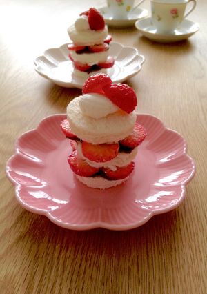 なんちゃって苺のミニケーキ♪-レシピのメイン写真