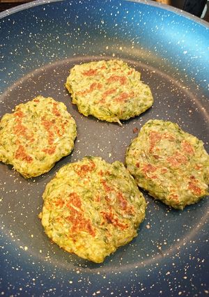 離乳食後期〜水菜とキャベツのお好み焼き-レシピのメイン写真