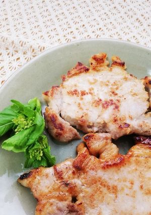 柔らか♪厚切り豚ロース肉の塩こうじ焼き-レシピのメイン写真