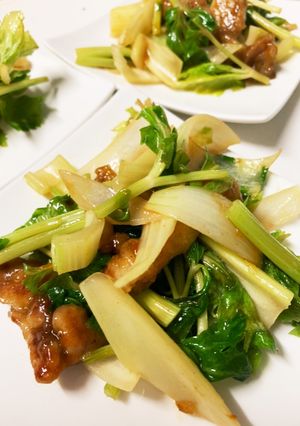 セロリと鶏肉のオイスターソース炒め-レシピのメイン写真