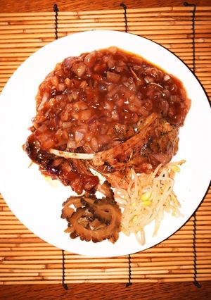 赤ワイン玉葱ソースのラムチャップ-レシピのメイン写真