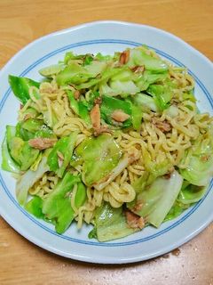 キャベツとシーチキンのモッチリ塩焼きそば-レシピのメイン写真