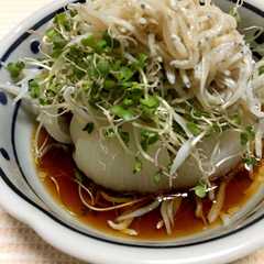 รูปของ 新玉のレンジ蒸しシラスのっけ