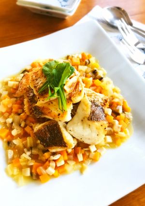 鯛のフレンチ風ガーリックバタースープ添え-レシピのメイン写真