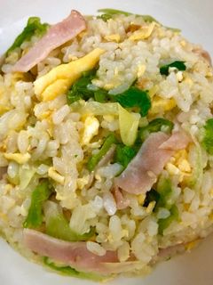 サッポロ一番塩ラーメンでチャーハン-レシピのメイン写真