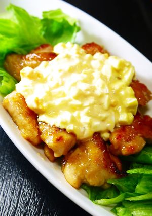 ぷりぷり鶏もも肉の照り焼き～マヨ卵のせ～-レシピのメイン写真